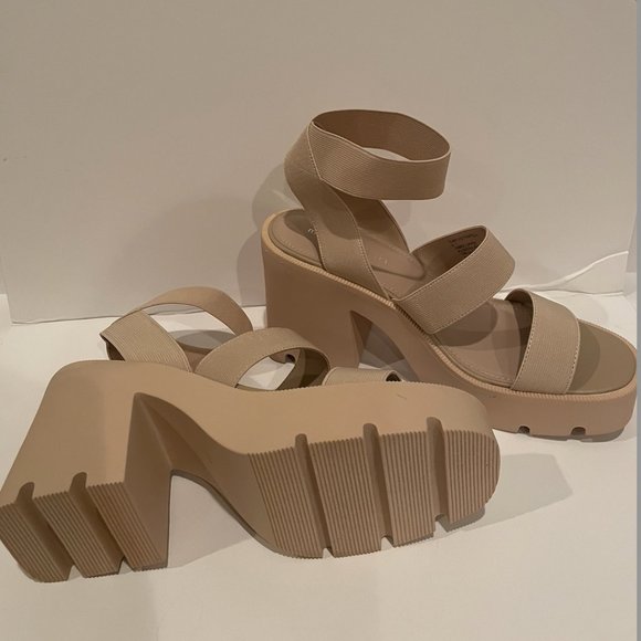 Madden Girl Templee Heels Size 9 in Sand Fab - Never Worn - Picture 2 of 3